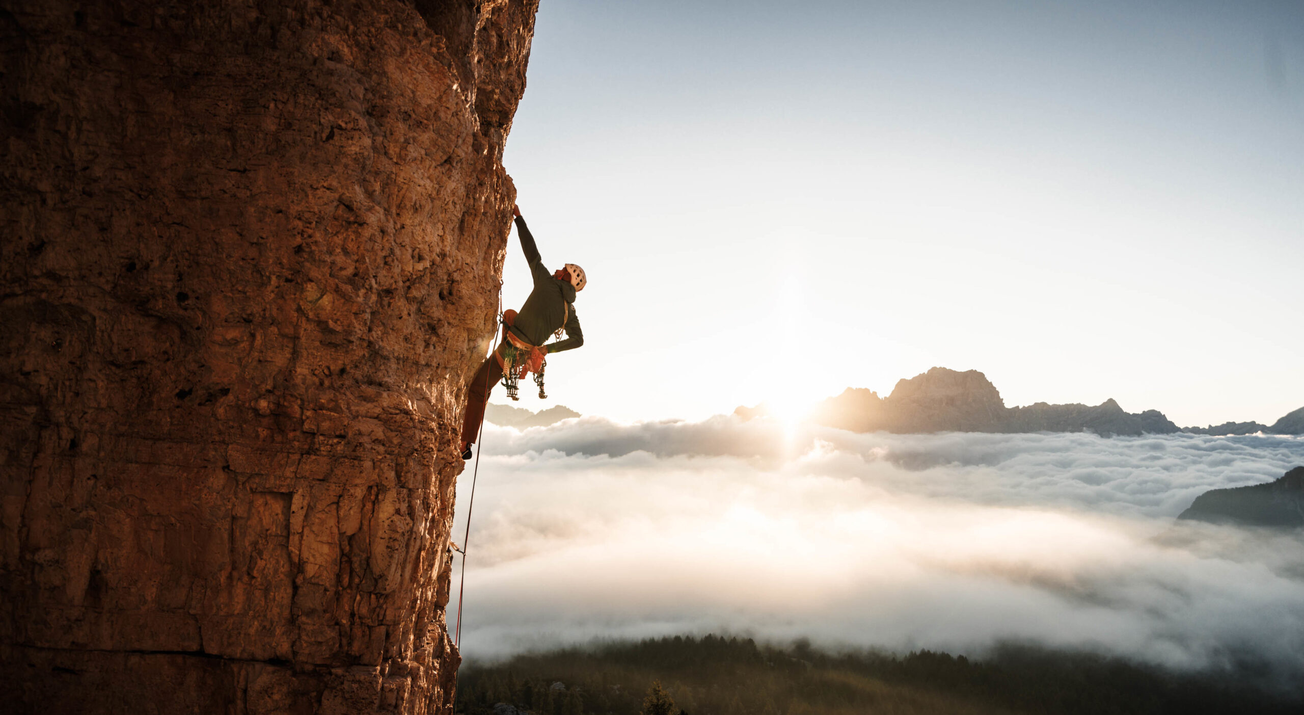 _DB_8688_CLIMBING_S24_Chinque_Torri_MaxDraeger_MedRes550x300