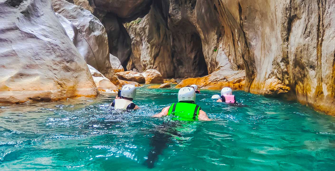 Stage canyoning